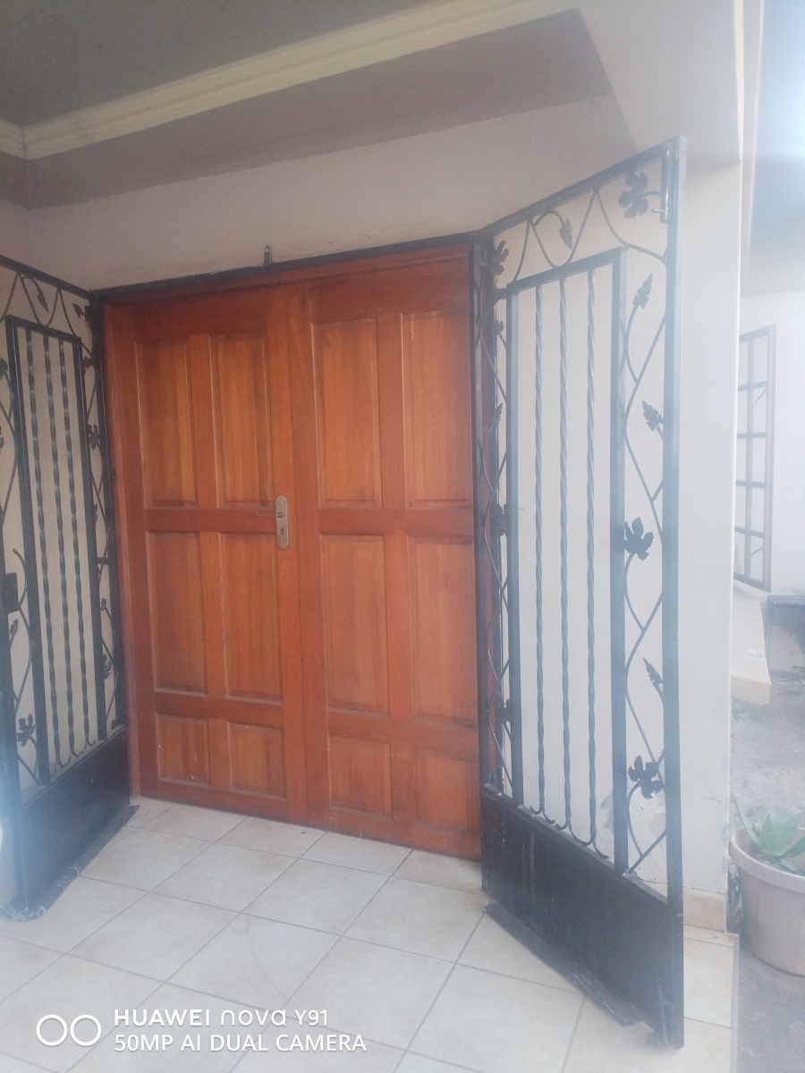 3 Bedroom Property for Sale in Leachville Gauteng