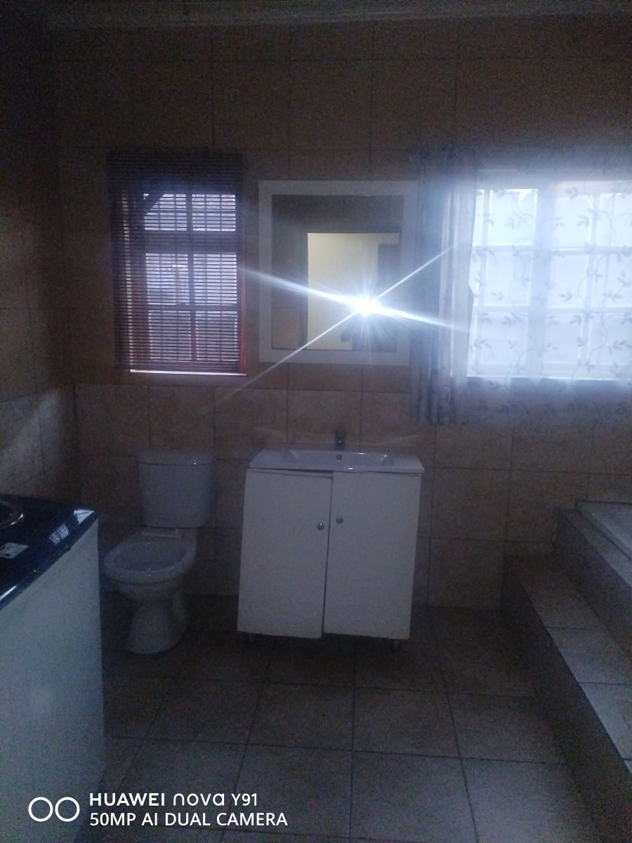 3 Bedroom Property for Sale in Leachville Gauteng