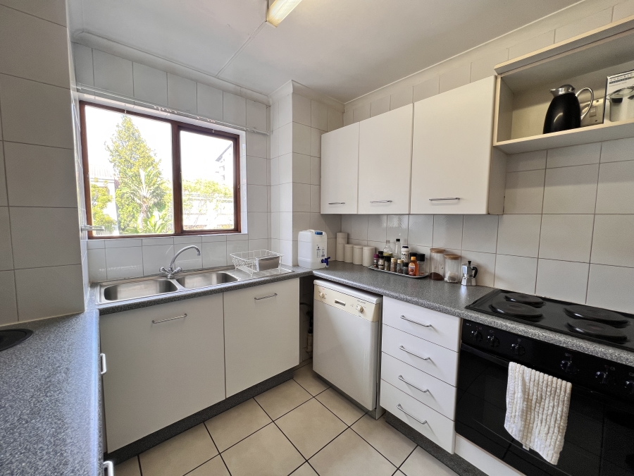 2 Bedroom Property for Sale in Sunninghill Gauteng