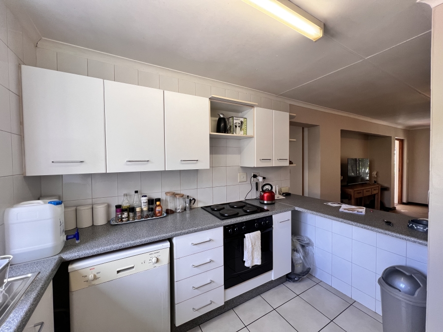 2 Bedroom Property for Sale in Sunninghill Gauteng