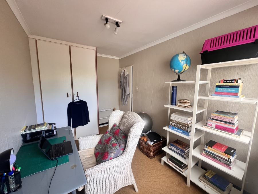 2 Bedroom Property for Sale in Sunninghill Gauteng