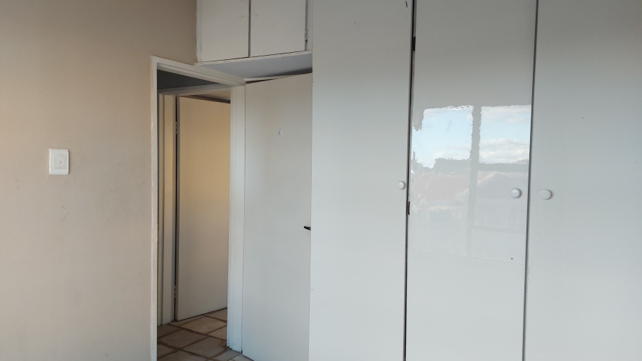 To Let 3 Bedroom Property for Rent in Suideroord Gauteng