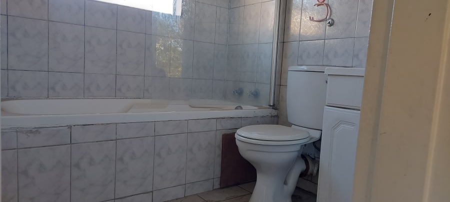 To Let 3 Bedroom Property for Rent in Suideroord Gauteng