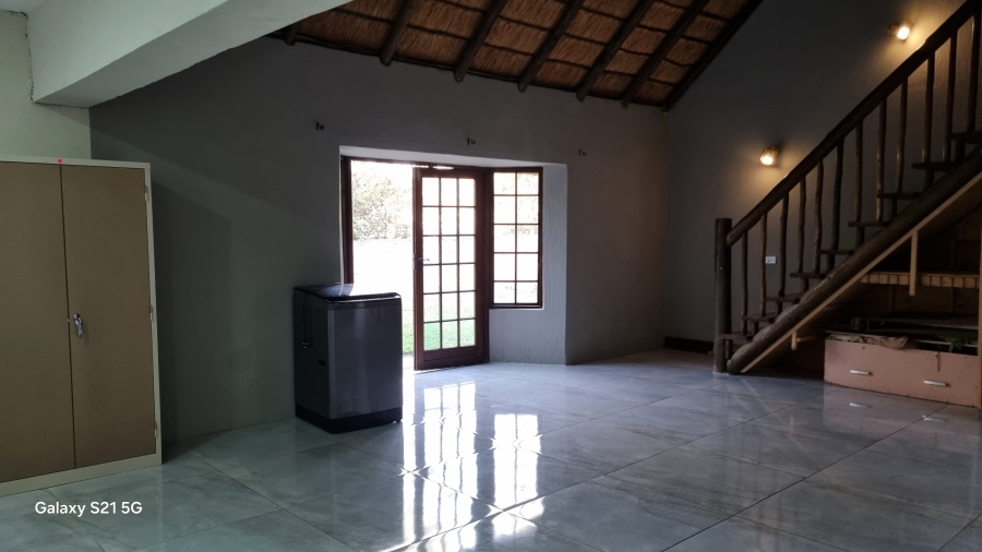 5 Bedroom Property for Sale in Buccleuch Gauteng