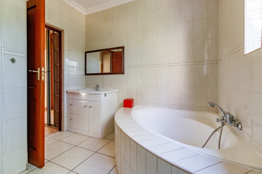4 Bedroom Property for Sale in Craigavon Gauteng