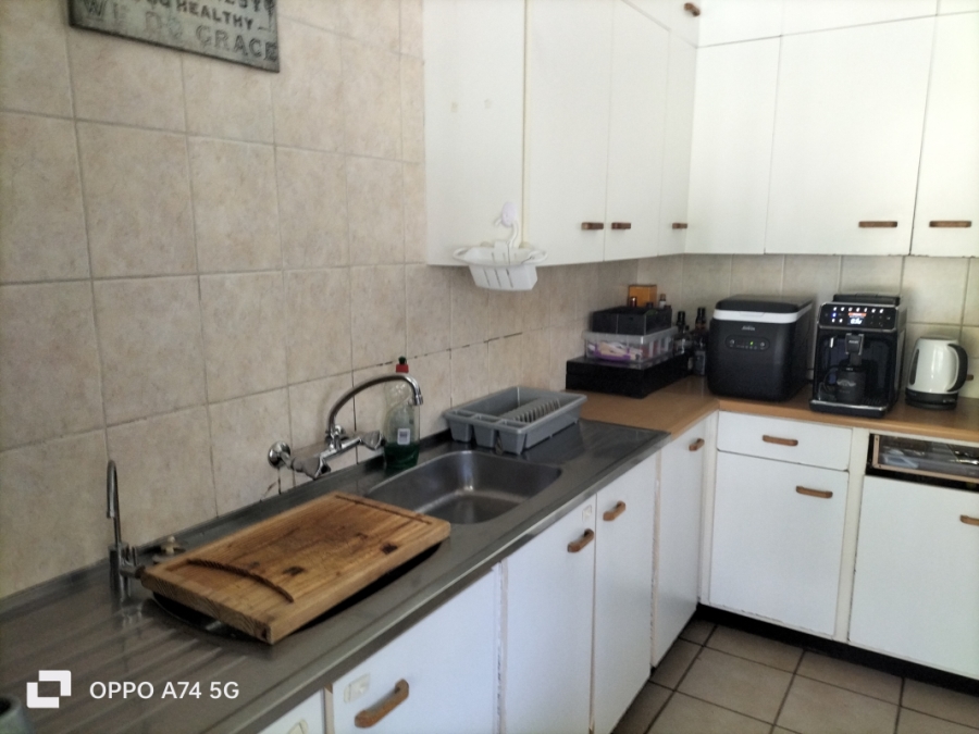 3 Bedroom Property for Sale in Harmelia Gauteng