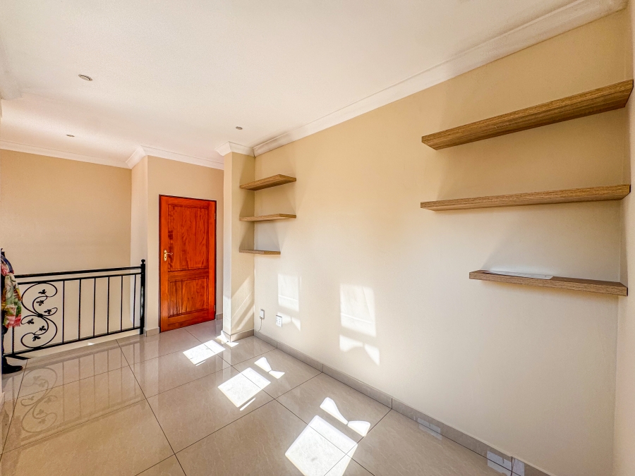 To Let 3 Bedroom Property for Rent in Willow Acres Gauteng