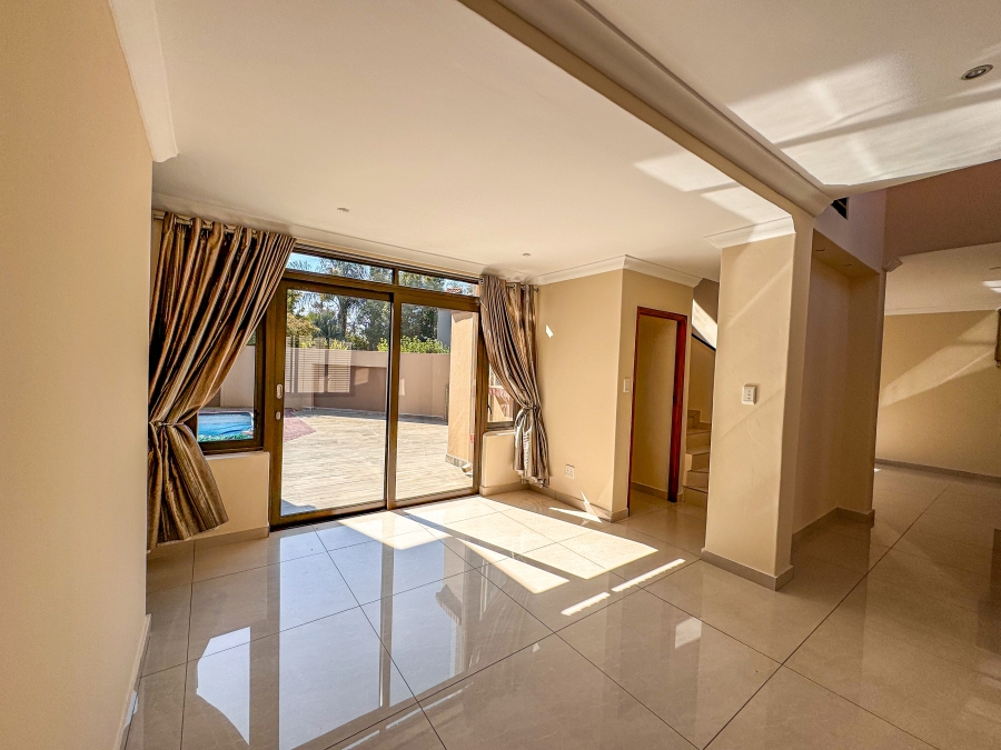To Let 3 Bedroom Property for Rent in Willow Acres Gauteng