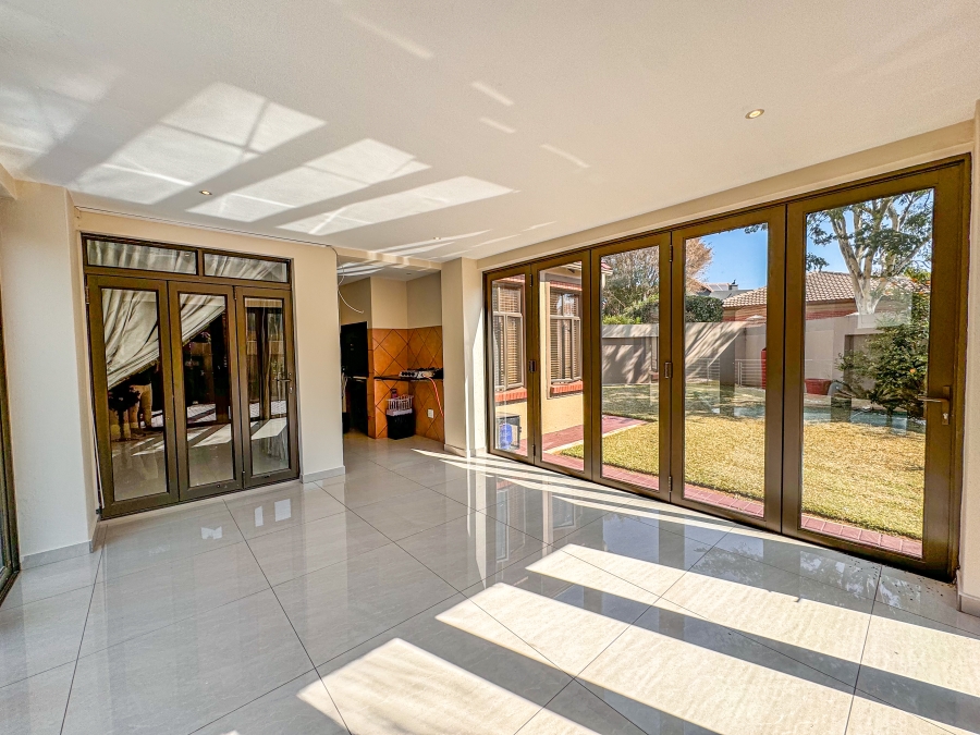 To Let 3 Bedroom Property for Rent in Willow Acres Gauteng