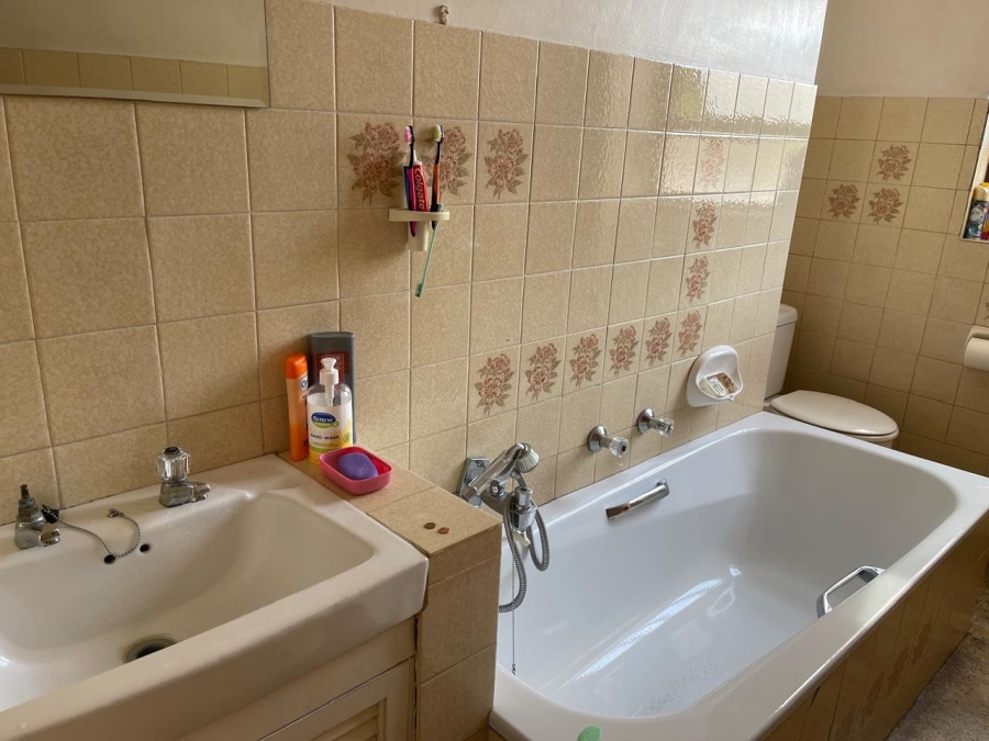 3 Bedroom Property for Sale in Sunnyside Gauteng