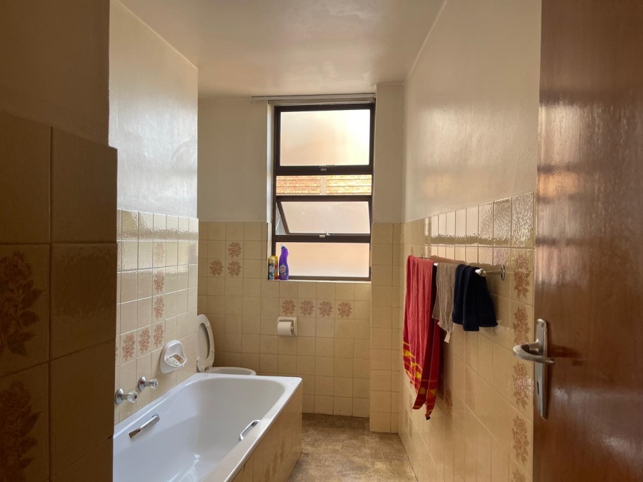 3 Bedroom Property for Sale in Sunnyside Gauteng