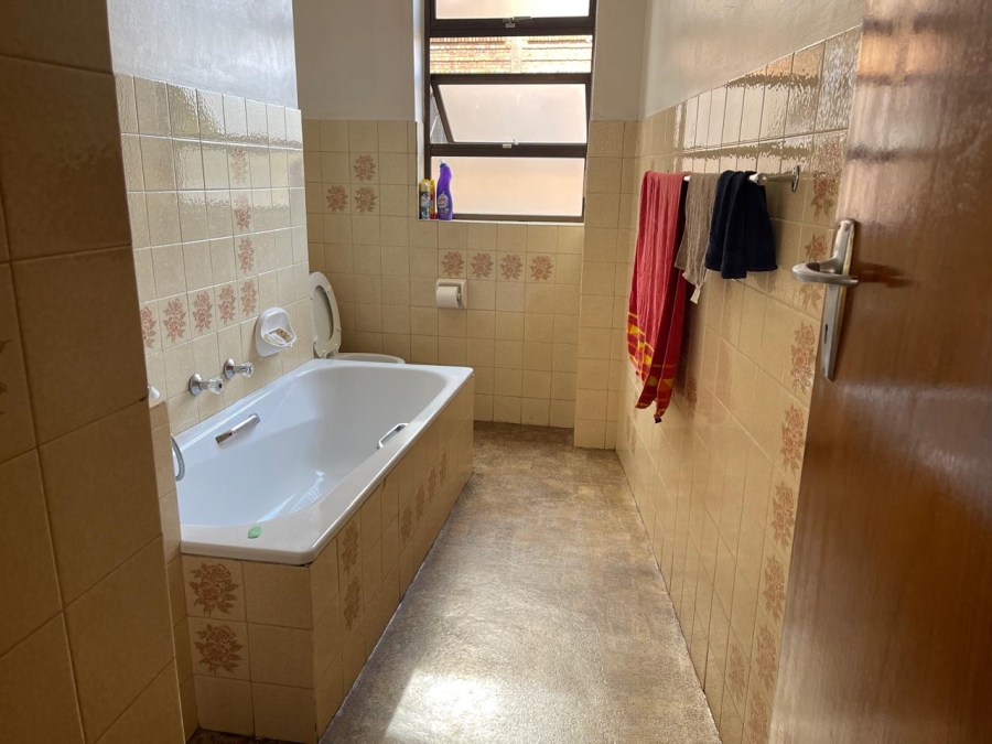 3 Bedroom Property for Sale in Sunnyside Gauteng