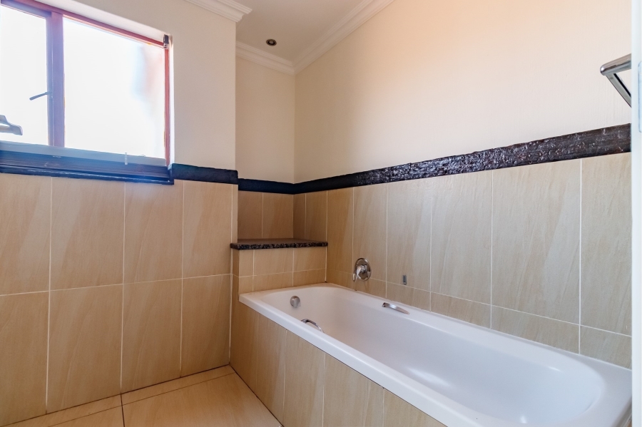 4 Bedroom Property for Sale in Craigavon Gauteng