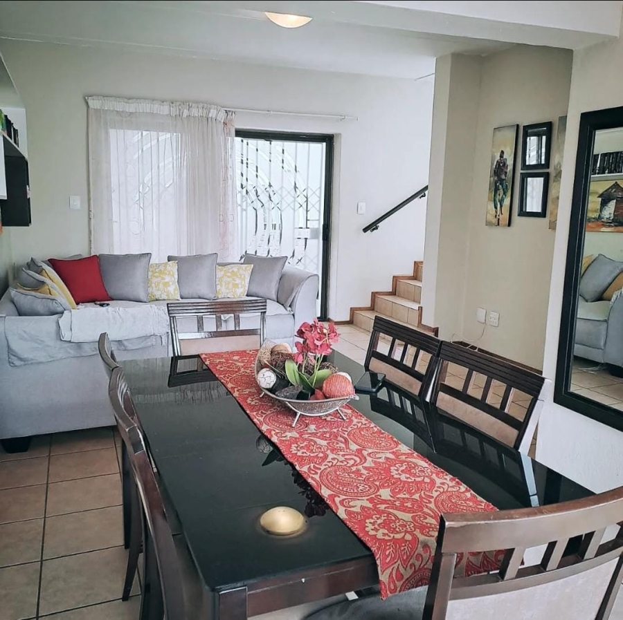 To Let 2 Bedroom Property for Rent in Noordheuwel Gauteng