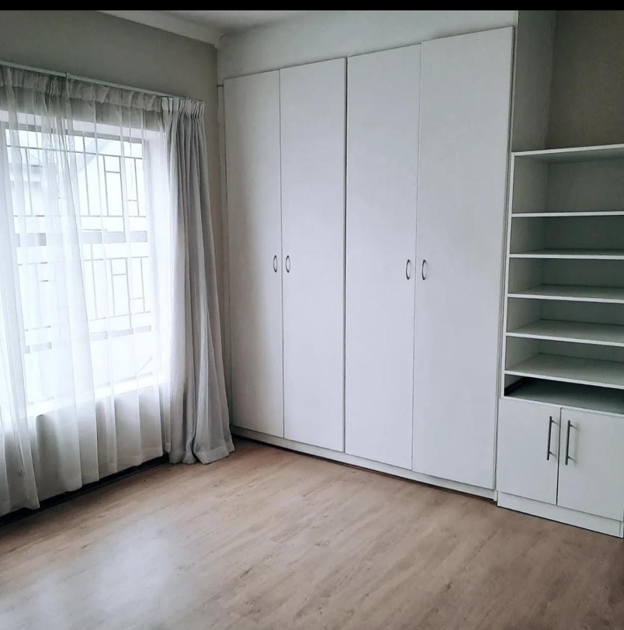 To Let 2 Bedroom Property for Rent in Noordheuwel Gauteng