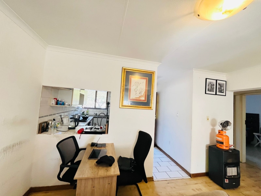 To Let 2 Bedroom Property for Rent in Sunninghill Gauteng