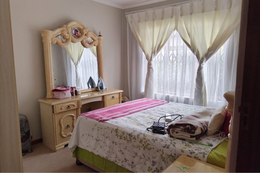 4 Bedroom Property for Sale in Noordwyk Gauteng