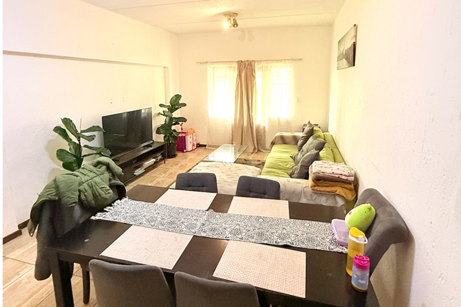 To Let 2 Bedroom Property for Rent in Paulshof Gauteng