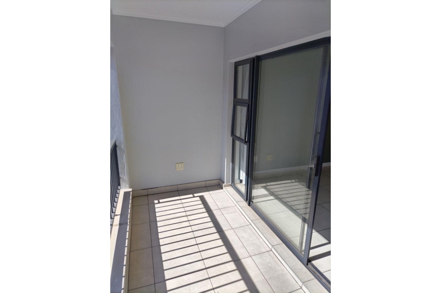 To Let 1 Bedroom Property for Rent in Olivedale Gauteng