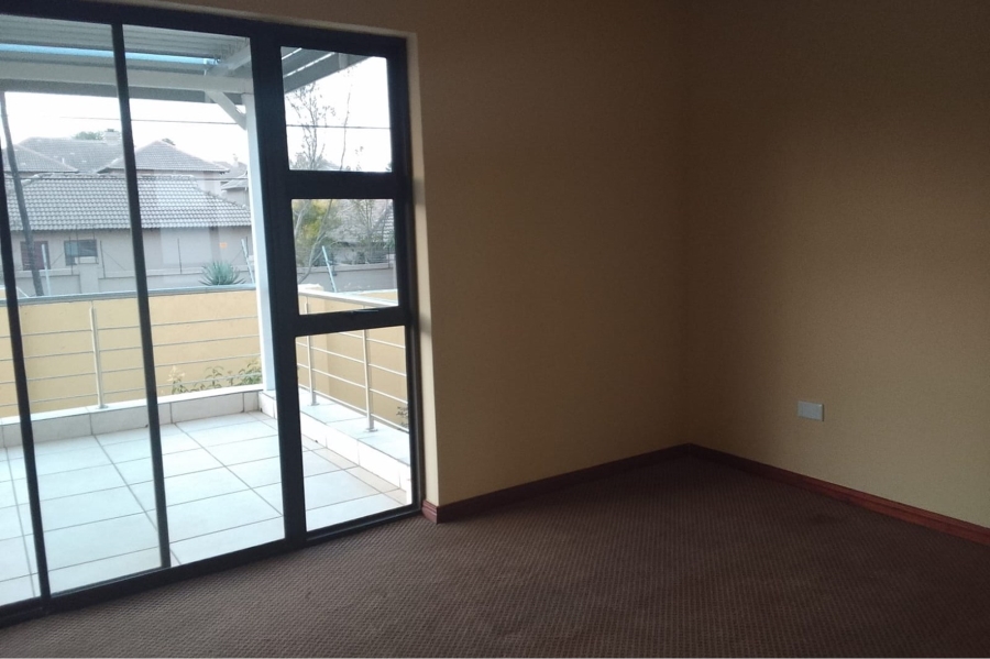To Let 3 Bedroom Property for Rent in Kyalami Crest Estate Gauteng