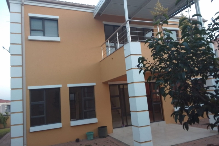 To Let 3 Bedroom Property for Rent in Kyalami Crest Estate Gauteng
