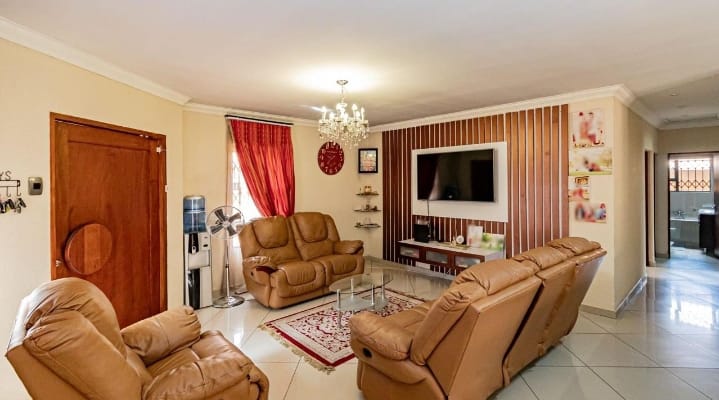 3 Bedroom Property for Sale in New Redruth Gauteng