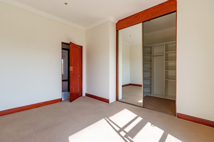 4 Bedroom Property for Sale in Craigavon Gauteng