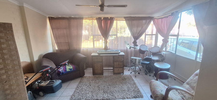 3 Bedroom Property for Sale in Wentworth Park Gauteng
