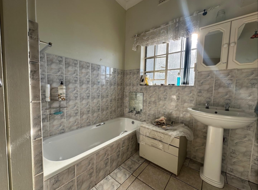 3 Bedroom Property for Sale in Wentworth Park Gauteng