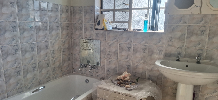 3 Bedroom Property for Sale in Wentworth Park Gauteng