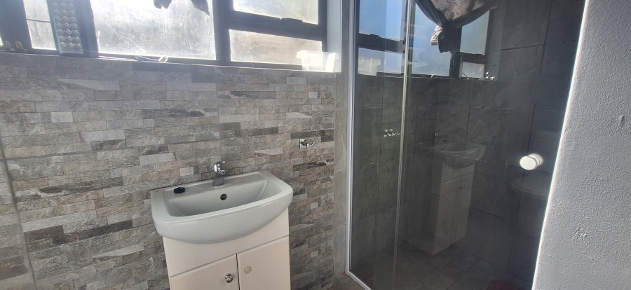 3 Bedroom Property for Sale in Wentworth Park Gauteng