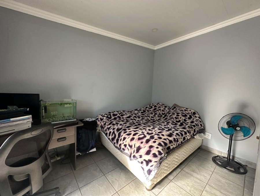 3 Bedroom Property for Sale in Wentworth Park Gauteng