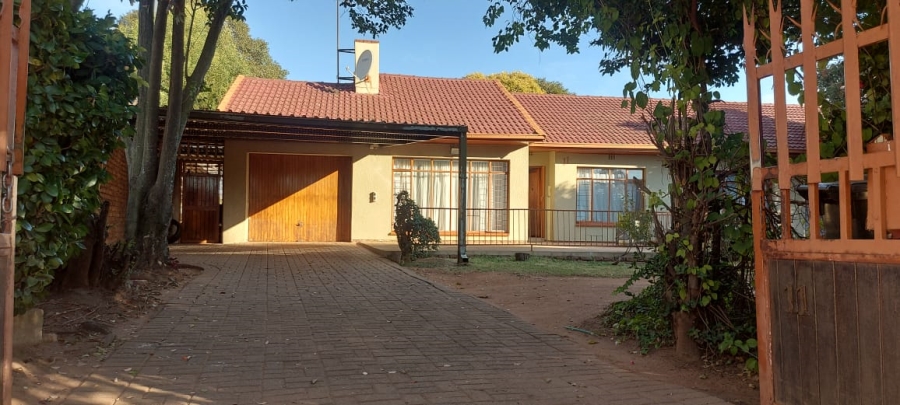 3 Bedroom Property for Sale in Birch Acres Gauteng