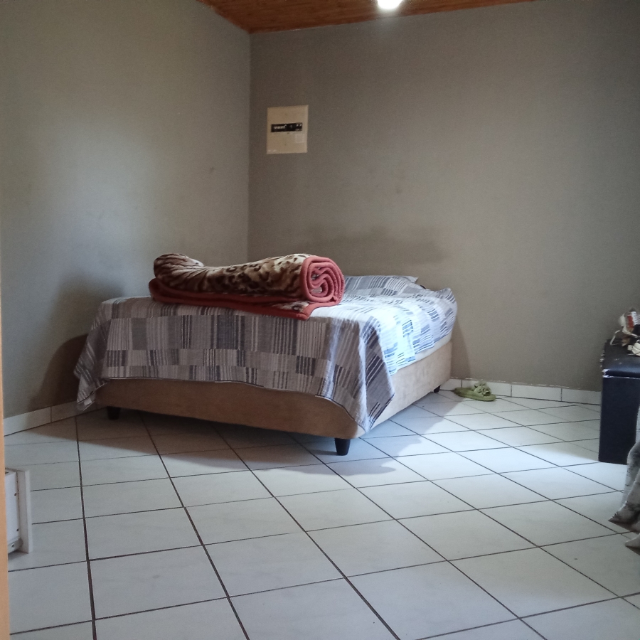 4 Bedroom Property for Sale in Mindalore Gauteng
