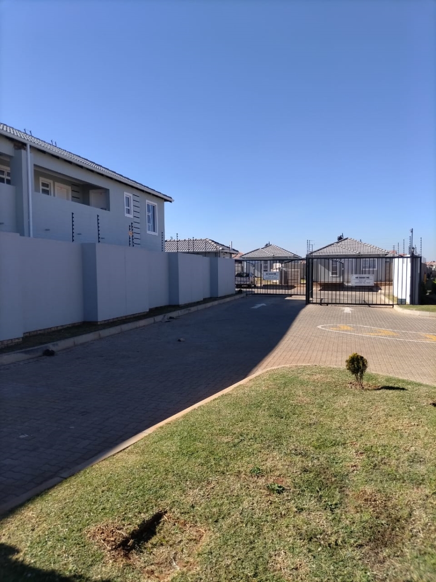 To Let 2 Bedroom Property for Rent in Alliance Gauteng