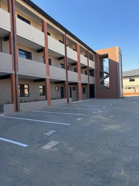 To Let 2 Bedroom Property for Rent in Kyalami Gauteng