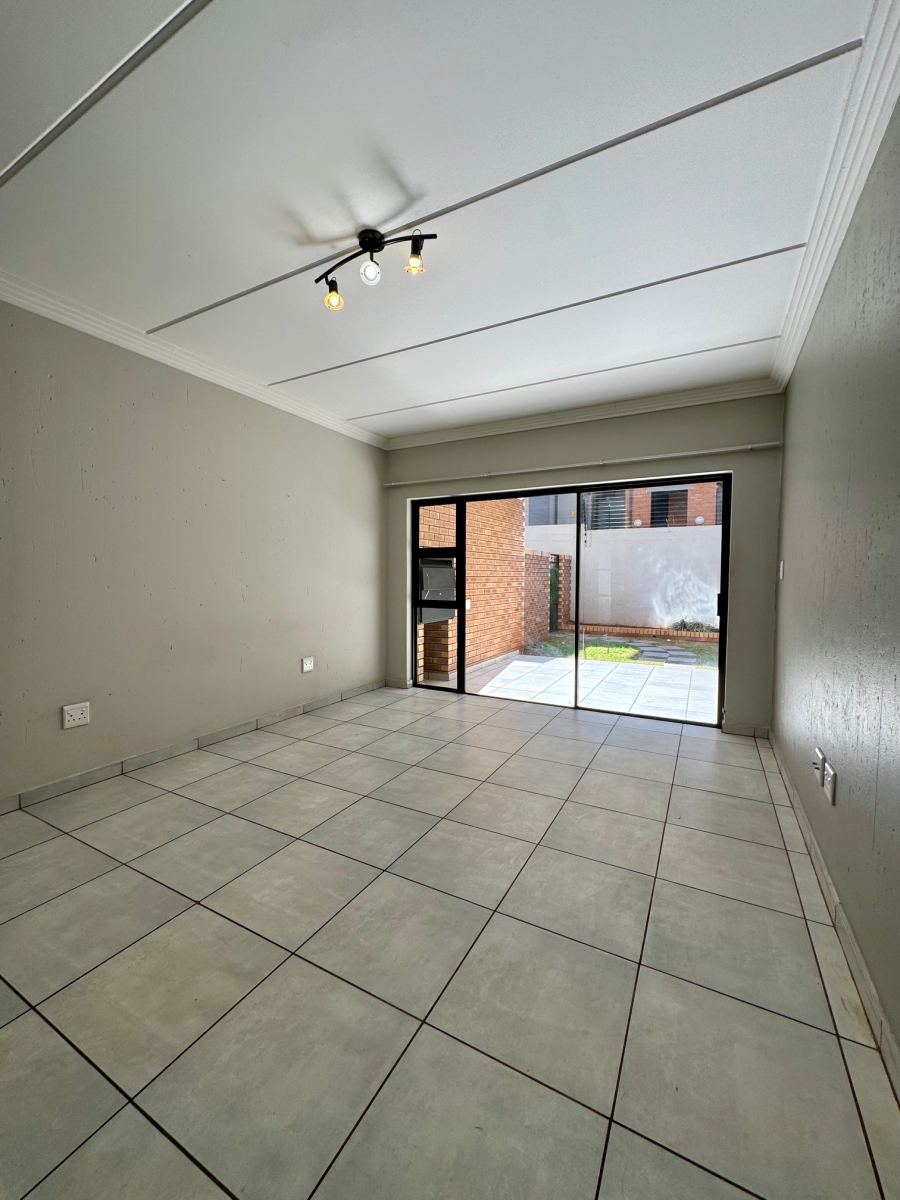 To Let 2 Bedroom Property for Rent in Eveleigh Gauteng