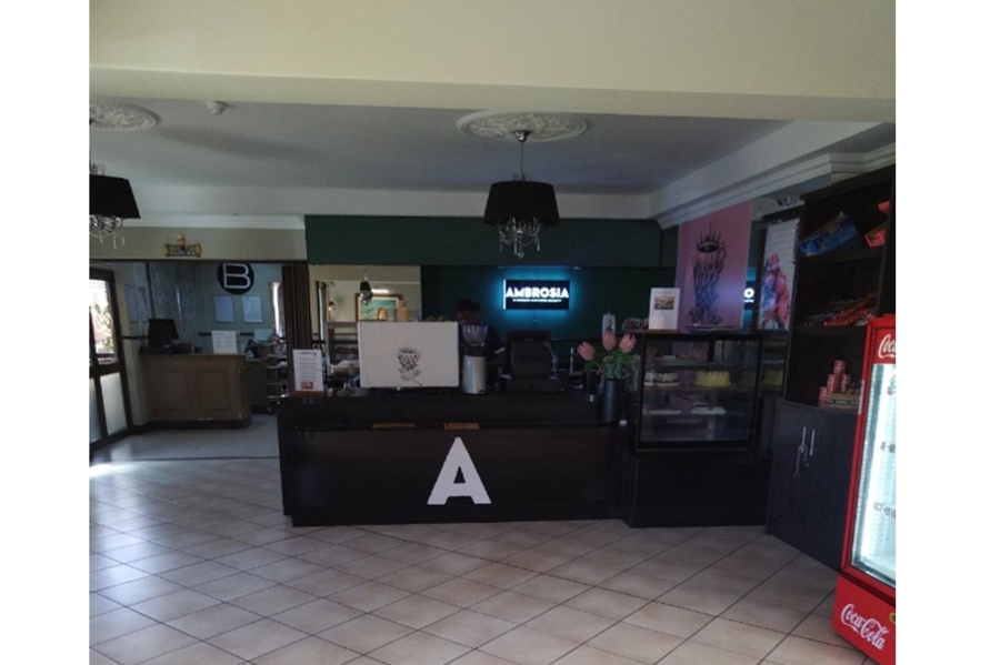 2 Bedroom Property for Sale in Featherbrooke Hills Retirement Gauteng
