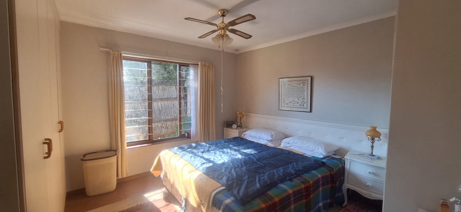 2 Bedroom Property for Sale in Noordheuwel Gauteng