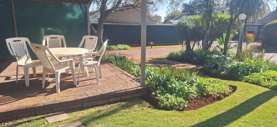 2 Bedroom Property for Sale in Noordheuwel Gauteng