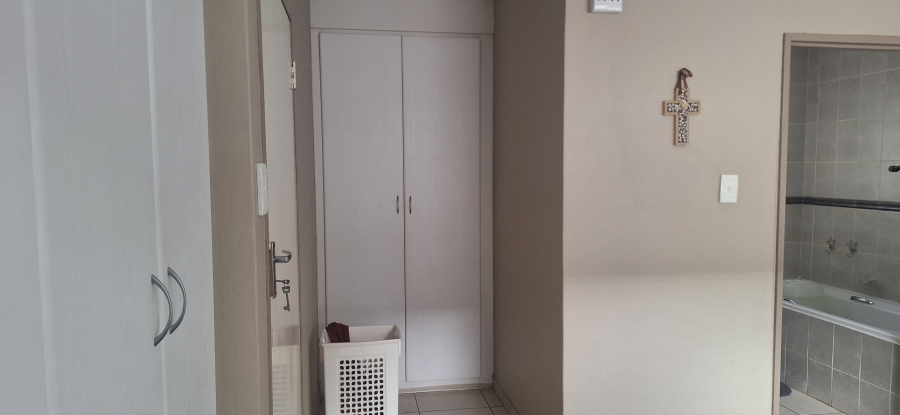 3 Bedroom Property for Sale in Krugersdorp North Gauteng