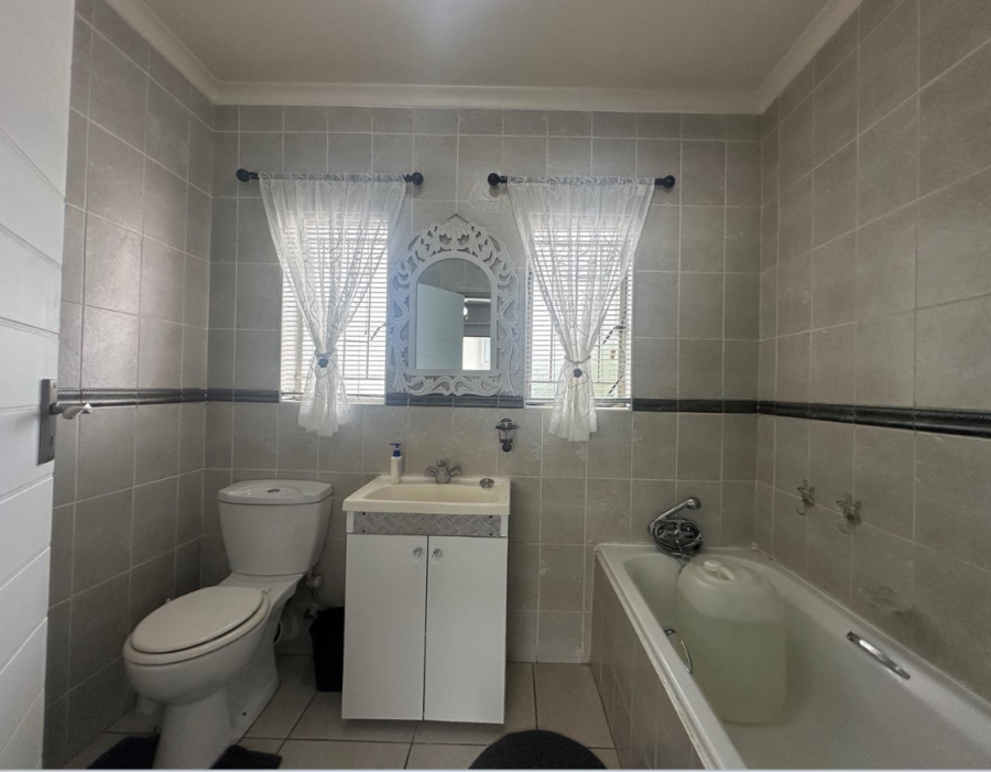 3 Bedroom Property for Sale in Krugersdorp North Gauteng