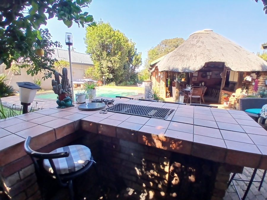 3 Bedroom Property for Sale in Suiderberg Gauteng