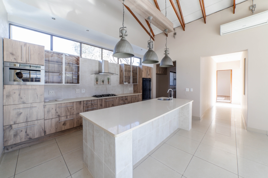 4 Bedroom Property for Sale in Serengeti Lifestyle Estate Gauteng