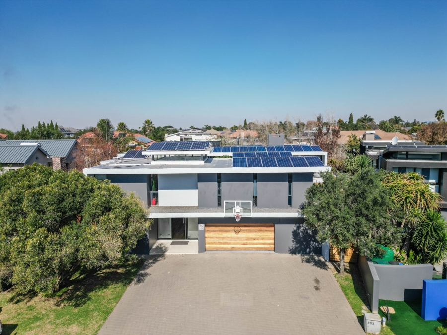 5 Bedroom Property for Sale in Glen Eagle Estate Gauteng