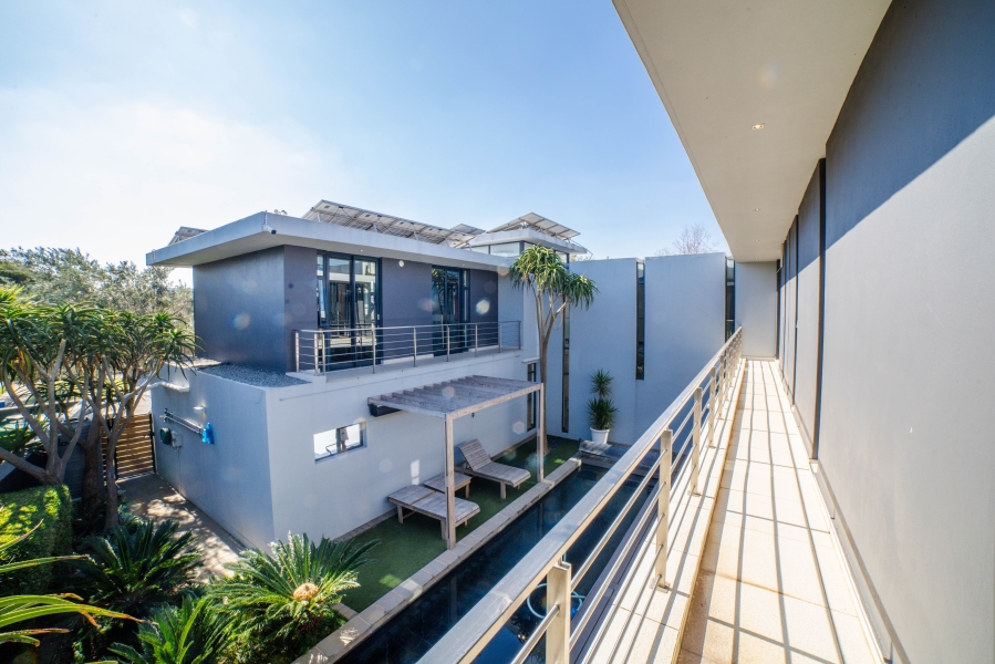 5 Bedroom Property for Sale in Glen Eagle Estate Gauteng