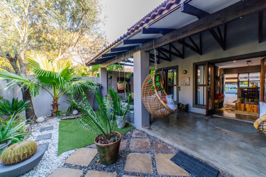 To Let 2 Bedroom Property for Rent in Fourways Gauteng