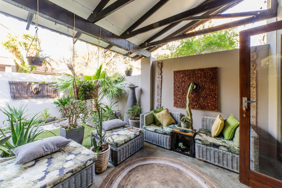 To Let 2 Bedroom Property for Rent in Fourways Gauteng