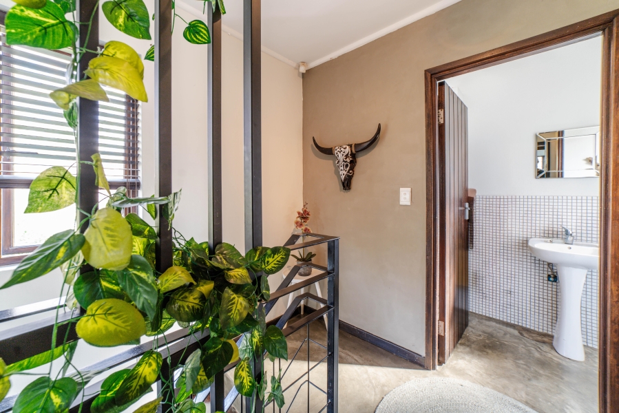 To Let 2 Bedroom Property for Rent in Fourways Gauteng