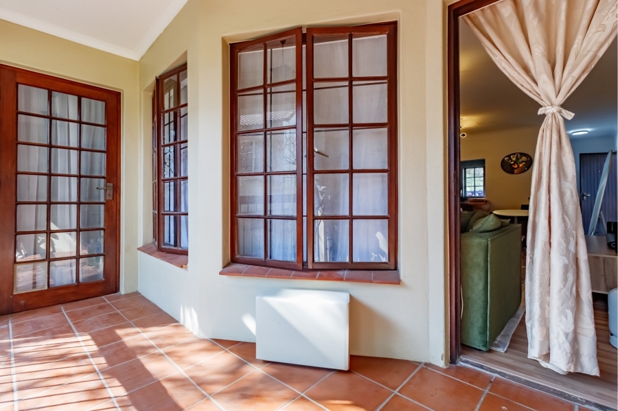 2 Bedroom Property for Sale in Morningside Hills Gauteng